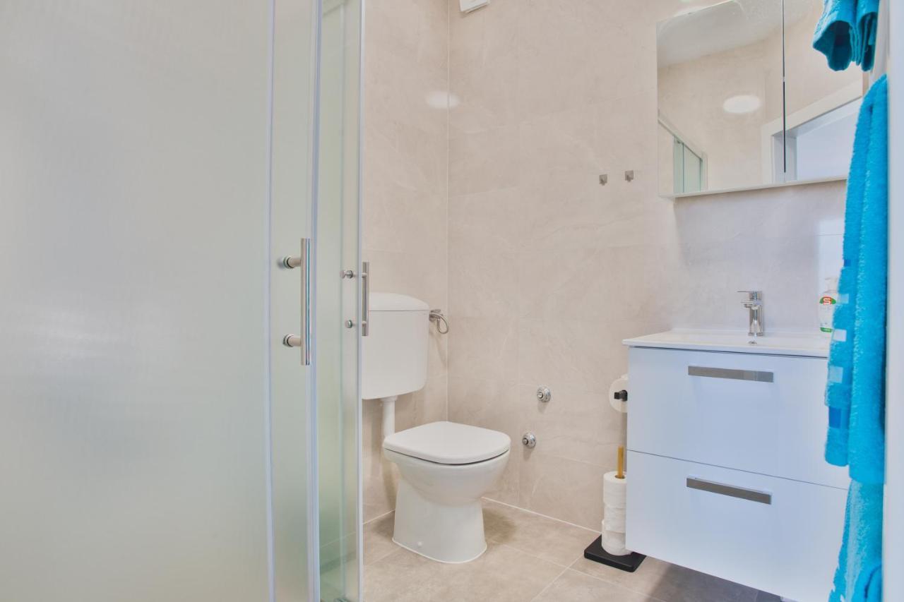 Apartamento Kameni Put Ražanac Exterior foto