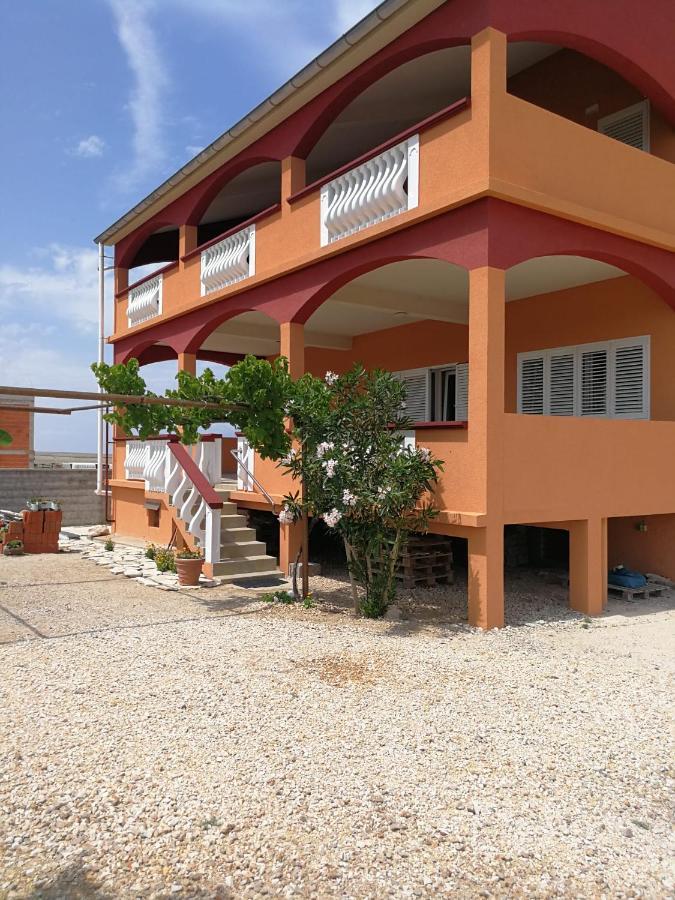 Apartamento Kameni Put Ražanac Exterior foto