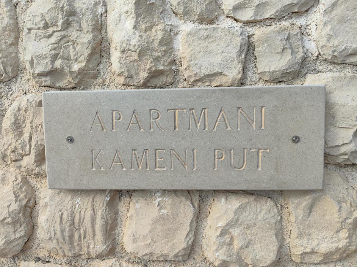 Apartamento Kameni Put Ražanac Exterior foto